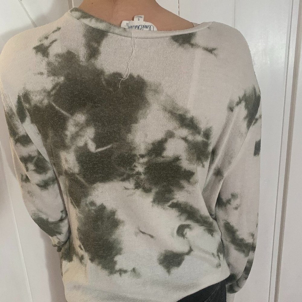 SUPER CUTE WOMENS CLOUD CHASER TOP SZ S - Picture 3 of 5